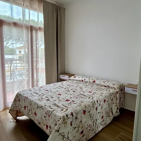 Cost 200 M To La Barrosa Apartment *